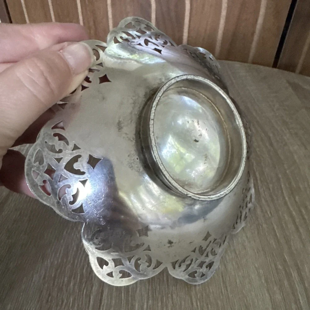 Vintage antique silver small pedestal dish 6 x 6 in. 1 inch high Grufton